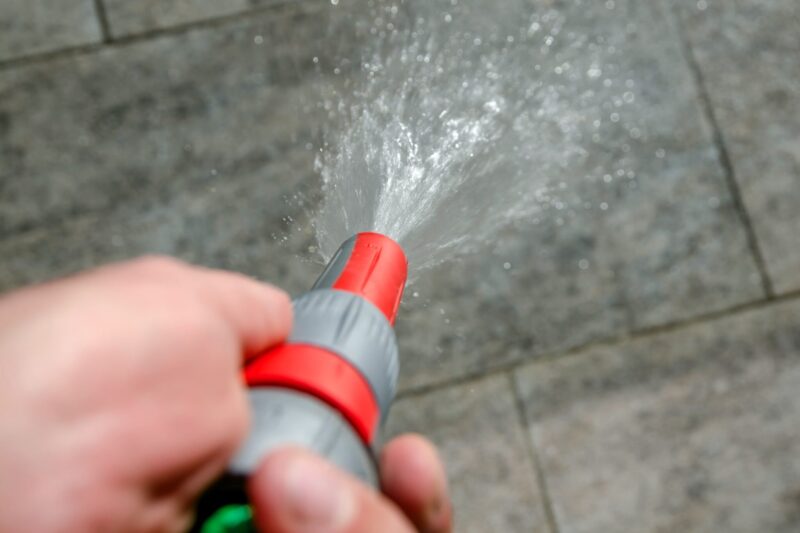 Tuintegels schoonmaken ws01v01 53058247 scaled